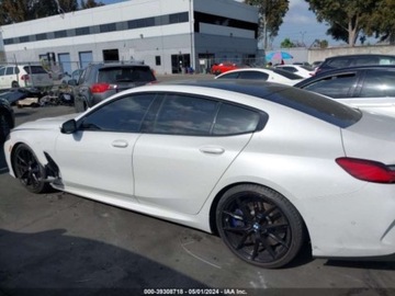 BMW Seria 8 II 2022 BMW Seria 8 m850i Gran Coupe, 2022r., 4x4, 4.4L, zdjęcie 5