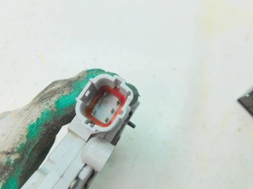 NISSAN X-TRAIL T30 2005R ZÁMEK DVEŘE LEVÝ ZADNÍ