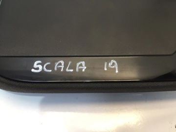SKODA SCALA 2019 LOKETNÍ OPĚRKA MATERIÁL