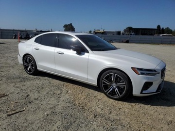 Volvo S60 III 2022 Volvo S60 T8 Recharge R-Design Expression 2022 2.0l 2.0 Hybryda 400KM, zdjęcie 4