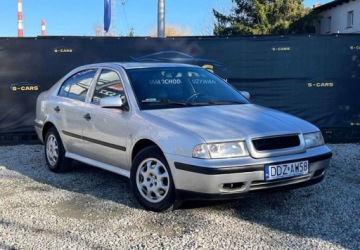 Skoda Octavia I Hatchback 1.9 TDI 101KM 2004 Skoda Octavia Skoda Octavia 1.9 TDi DOINWESTOWANA OPONY ZIMOWE Zamiana, zdjęcie 1