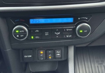 Toyota Auris II Touring Sports Valvematic 130 132KM 2014 Toyota Auris 1,6 132KM Kamera Navi Climatronic Bezwypadkowy ASO Dla wymaga, zdjęcie 17
