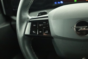 Opel Astra L Hatchback Plug-In 1.6 Turbo Plug-In Hybrid 180KM 2022 Opel Astra Plug-in-Hybrid 1.6 T, Salon Polska, zdjęcie 18