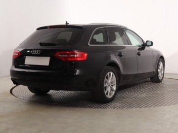 Audi A4 B8 Avant Facelifting 2.0 TDI 143KM 2013 Audi A4 2.0 TDI, Navi, Xenon, Bi-Xenon, Klima, zdjęcie 4