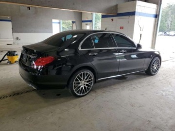 Mercedes Klasa C W206 2021 Mercedes-Benz Klasa C 300 4Matic 2021 2.0l 2.0 Benzyna 255KM, zdjęcie 3