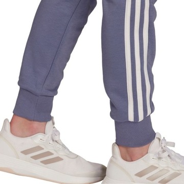 Spodnie damskie adidas Essentials French Terry 3-Stripes Pants fioletowe H4