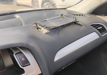 Audi A4 B8 Limousine 2.0 TDi 140KM 2009 Audi A4 Avant 2009 2.0 TDI. Uszkodzony lewy przod. 2.0 Diesel 140KM, zdjęcie 15