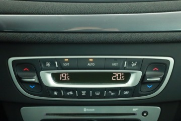 Renault Megane III Hatchback Facelifting 2013 Energy TCe 115KM 2014 Renault Megane 1.2 TCe, Navi, Klima, Klimatronic, zdjęcie 10