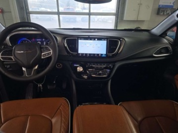 Chrysler Pacifica II 2025 Chrysler Pacifica Puinnacle 2025 3.6 Benzyna 287KM, zdjęcie 9