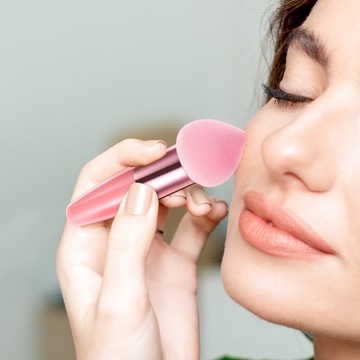 Набор спонжей для макияжа — идеально подходит для нанесения косметики.