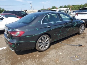 Mercedes Klasa E W213 2021 Mercedes-Benz Klasa E 350, 2021r., 4x4, 2.0L 2.0 Benzyna 255KM, zdjęcie 2