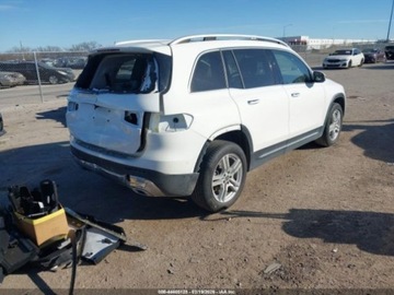 Mercedes GLB 2023 Mercedes-Benz GLB 250 2023 2.0 Benzyna 221KM, zdjęcie 5