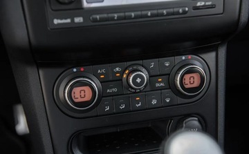 Nissan Qashqai I Crossover 2.0 dCi 150KM 2010 Nissan Qashqai 2.0DCI 150KM 4X4 Lift I-WAY Navi Camera Pano Alu PDc Gwaran, zdjęcie 19