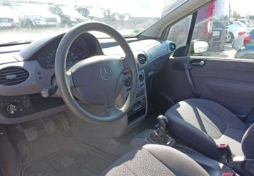 Mercedes Klasa A W168 1.4 82KM 2000 Mercedes-Benz Klasa A Mercedes-Benz Klasa A 140 Classic 1.4 Benzyna 82KM, zdjęcie 5