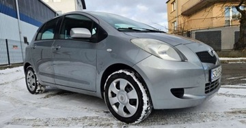 Toyota Yaris II Hatchback 5d 1.3 i VVT-i 86KM 2007 Toyota Yaris 1.3 87ps.Benzyna Klima Drugi Komplet Kol Model 2008 1.3 87KM, zdjęcie 10