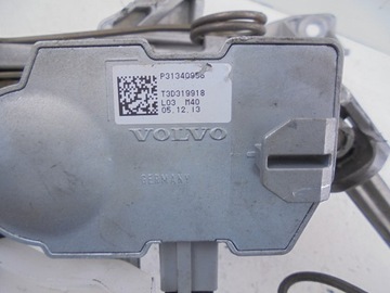 SLOUPEC VOLANT P31406494 VOLVO S40 II V50