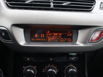 Citroen C3 II Hatchback facelifting 1.0 VTi 68KM 2014 Citroen C3 1.0 VTi, Klima, Tempomat, Parktronic, zdjęcie 14