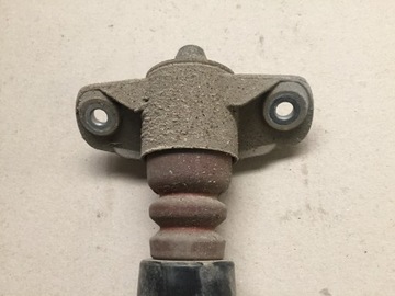 KIA CEED III 18- АМОРТИЗАТОР ЗАДНИЙ КОМБИ