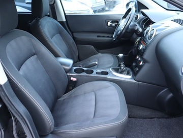 Nissan Qashqai I Crossover 2.0 140KM 2010 Nissan Qashqai 2.0, Klima, Klimatronic, Tempomat, zdjęcie 8