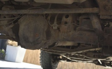 Nissan Terrano I 2.4 i 4WD 103KM 1988 Nissan Terrano Nissan Terrano 2.4 Benzyna 103KM, zdjęcie 20