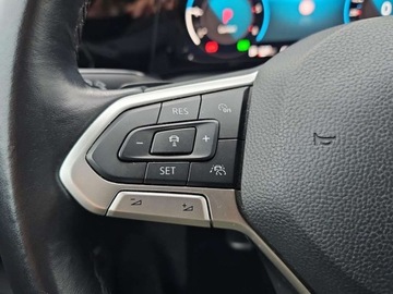 Volkswagen Golf VIII Variant 2.0 TDI 150KM 2022 Volkswagen Golf Variant Style, Reflektory LED, Hak, Ambiente, ACC 2.0 150KM, zdjęcie 18