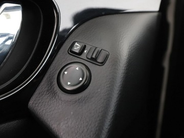 Nissan Qashqai II Crossover 1.2 DIG-T 115KM 2015 Nissan Qashqai navi klima auto kamera i czujniki, zdjęcie 32