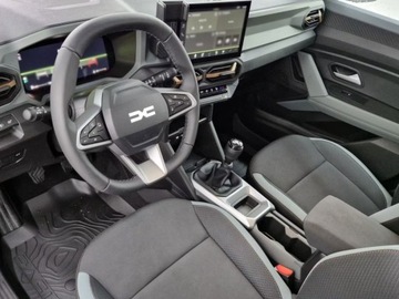 Dacia Bigster 1.2 mild hybrid 140 140KM 2025 Od ręki - Extreme 1.2 TCe mHEV 140KM / Pakiet Parking, Zimowy Plus, zdjęcie 5