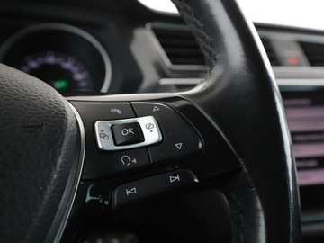 Volkswagen Tiguan II SUV 2.0 TSI 180KM 2017 Volkswagen Tiguan 4x4 DSG navi klima auto grzane, zdjęcie 31