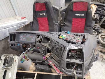 Deska rozdzielcza kokpit konsola VOLVO FH FM