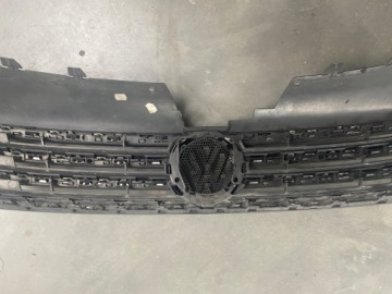 VW PASSAT B7 СНЯТИЕ РЕШЕТКИ 3AA853651