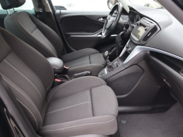 Opel Zafira C Tourer 1.4 Turbo ECOTEC 120KM 2016 Opel Zafira Tourer 1.4 Turbo, 7 miejsc, Navi, zdjęcie 8