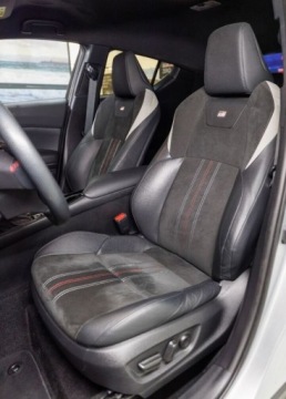 Toyota C-HR I Crossover Facelifting 1.8 Hybrid 122KM 2023 Toyota C-HR 1.8 Hybrid GPF GR Sport 1.8 Hybryda 122KM, zdjęcie 6