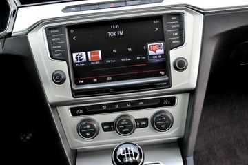 Volkswagen Passat B8 Variant 1.6 TDI BlueMotion SCR 120KM 2016 Volkswagen Passat 1.6TDI 120KM Virtual Full Led, zdjęcie 17