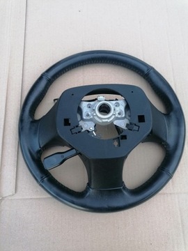 LEXUS IS 220 II VOLANT KŮŽE