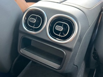 Mercedes CLE Coupe 2.0 300 258KM 2025 MERCEDES-BENZ CLE 300 4-Matic AMG Line 2.0 (258KM) 2025, zdjęcie 9