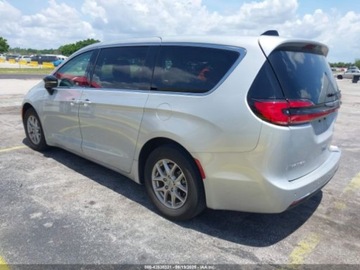 Chrysler Pacifica II 2024 Chrysler Pacifica Touring L 2024 3.6l 3.6 Benzyna 287KM, zdjęcie 3