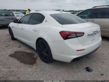 Maserati Ghibli III 2021 Maserati Ghibli 2021 3.0l 3.0 Benzyna 345KM, zdjęcie 2