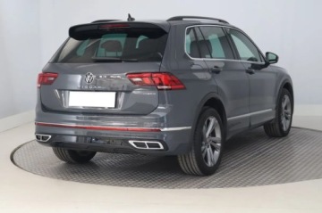Volkswagen Tiguan II SUV Plug-in 1.4 TSI e-HYBRID 245KM 2023 VW Tiguan 1.4 TSI eHybrid, Salon Polska, zdjęcie 4