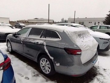 Skoda Superb IV Kombi 2.0 TDI 193KM 2025 Skoda Superb Superb Combi Edition 130 2,0TDI 190 KM 7-bieg.DSG 4x4 Wyprzed, zdjęcie 1