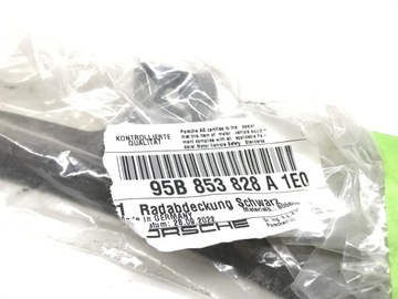 KRYT VÝZTUHA NÁRAZNÍKU PORSCHE MACAN 95B853828A