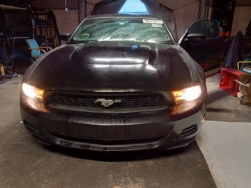 FORD MUSTANG V 10-14 SLOUPEC VOLANT