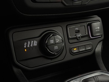 Jeep Renegade SUV Plug-In Seria 2/3 1.3 Turbo 4xe PHEV 190KM 2022 Jeep Renegade Limited 4xe Plug In / 1 właściciel /, zdjęcie 25