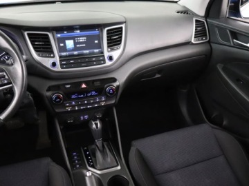 Hyundai Tucson III SUV 1.7 CRDi 141KM 2017 Hyundai Tucson 1.7 CRDi, Salon Polska, Automat, zdjęcie 7