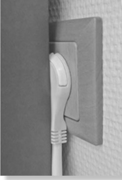 УГЛОВАЯ ВИЛКА ULTRA FLAT 16A 2P+Z С РУЧКОЙ