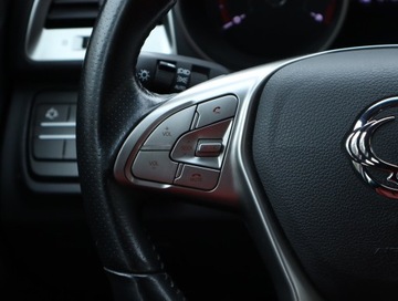  SsangYong Tivoli 1.6 e-XDi, Salon Polska, zdjęcie 19