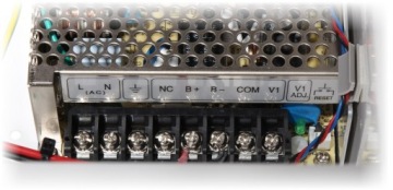 КОММУТАЦИОННЫЙ БУФЕРНЫЙ ИСТОЧНИК ПИТАНИЯ ZBF-12V/10A