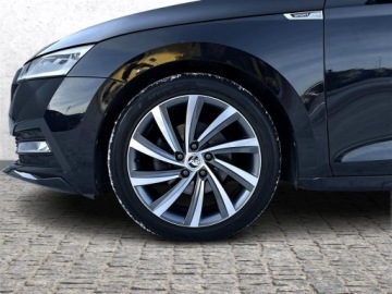 Skoda Octavia IV Liftback 1.5 TSI EVO 150KM 2023 Skoda Octavia 1.5TSI 150KM Sportline DSG l LED Mat, zdjęcie 32