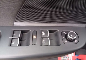 Volkswagen Golf VI Variant 2.0 TDI-CR DPF 140KM 2012 Volkswagen Golf Zarejestrowany - automat - 2,0 - 140 KM 2.0 Diesel 140KM, zdjęcie 22