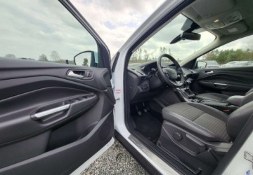 Ford Kuga II SUV Facelifting 1.5 EcoBoost 150KM 2017 Ford Kuga 1,5 150 KM Tytanium Navi PDC Kamera Pano Stan Niemiec 1.5, zdjęcie 4