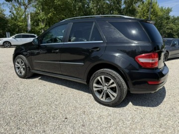 Mercedes Klasa M W164 Off-roader Facelifting 3.0 V6 (350 CDI) 224KM 2010 Mercedes ML 350 3.0 V6 Turbo Diesel 224km, Salon, zdjęcie 8